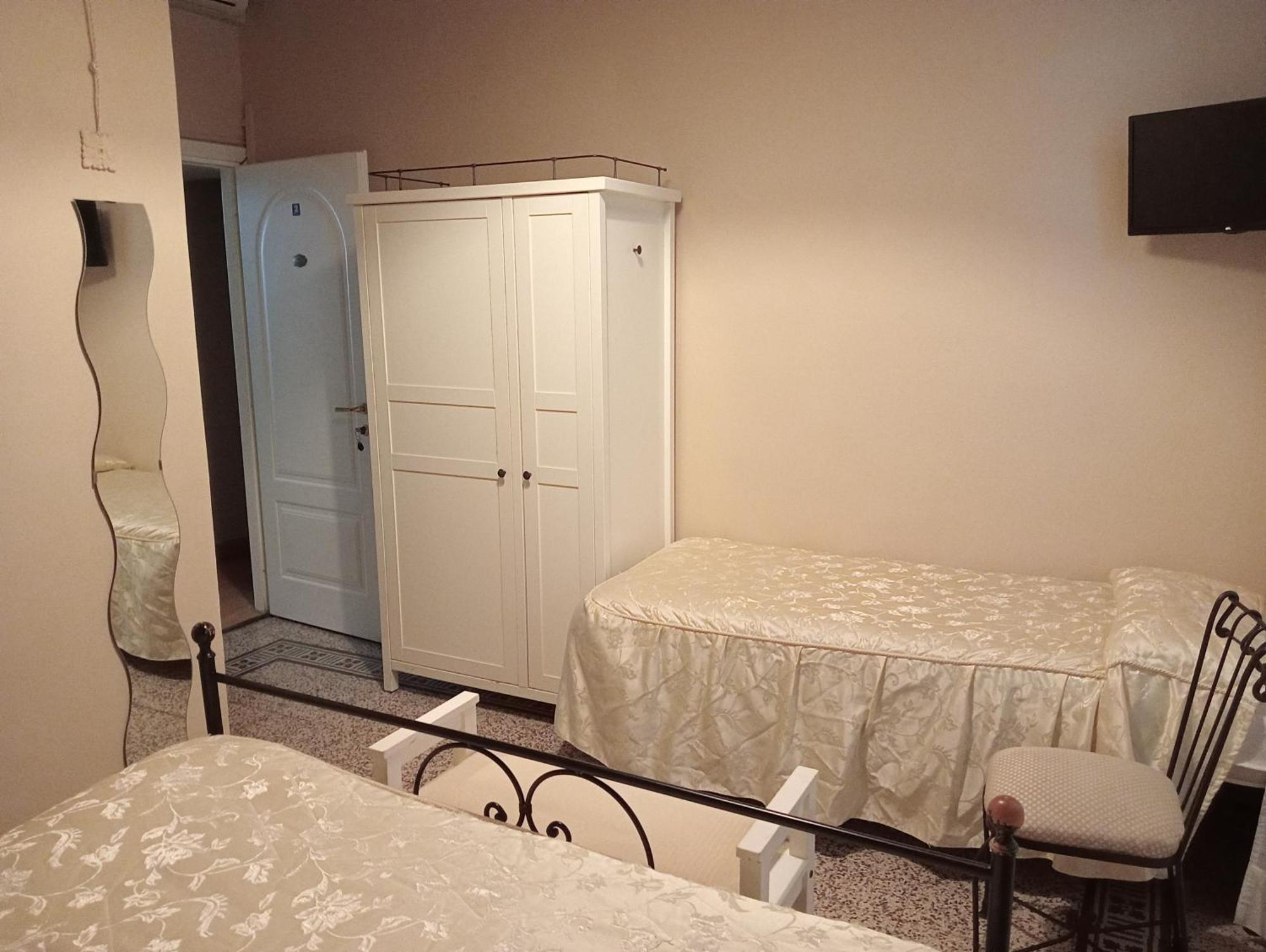 Buonanotte Rooms Лукка Экстерьер фото